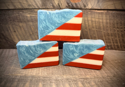 RED, WHITE & BREW Tallow + Beer Soap w/ Kaolin Clay
